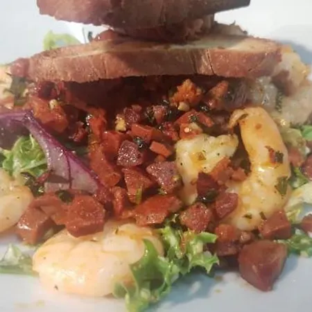 The Old Red House 3* Carlton Miniott