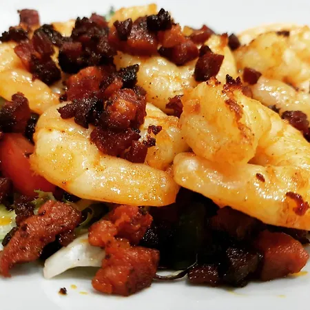 招待所 The Old Red House