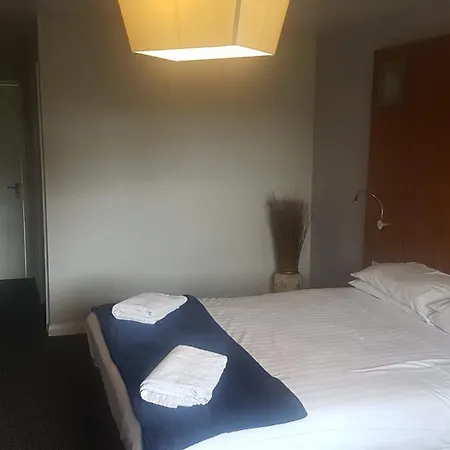 The Old Red House Carlton Miniott