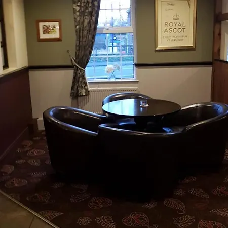 The Old Red House Casa de hóspedes 3*