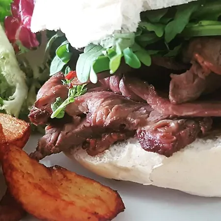 Casa de hóspedes The Old Red House