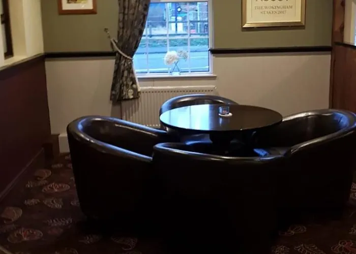 The Old Red House Pensionat 3*